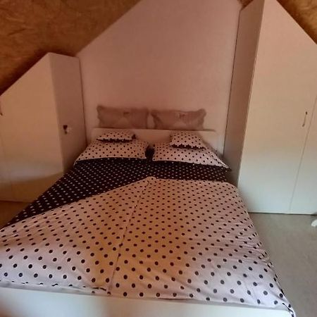 Apartman Niki, Medov Dolac - Lovrec Apartment Екстериор снимка